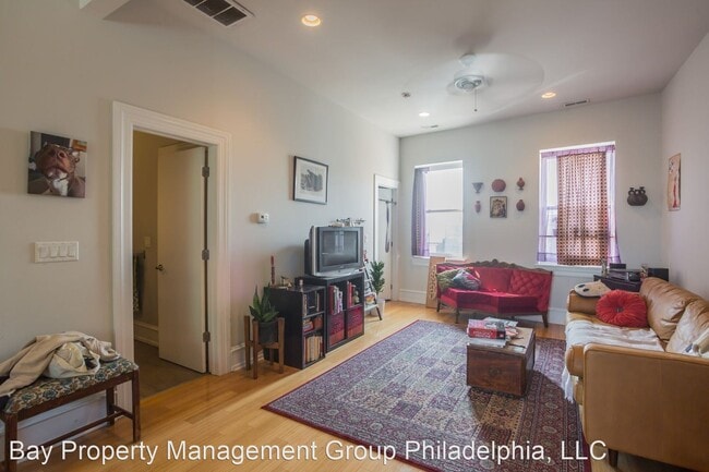 Building Photo - 2136 E Dauphin St