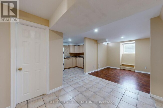 Building Photo - 50 Pergola Way