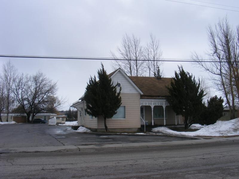 Building Photo - 309 S 5th W