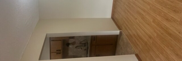Building Photo - 6110 Knoll Valley Dr