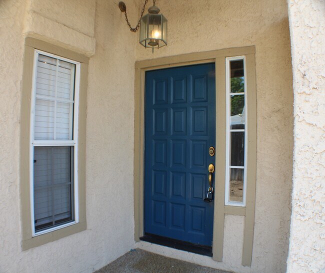 6078 Palomar Cir, Camarillo, CA 93012 House for Rent in Camarillo, CA