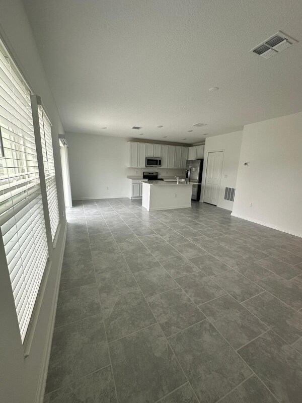 Foto del edificio - 3133 Blue Bonnet Ln