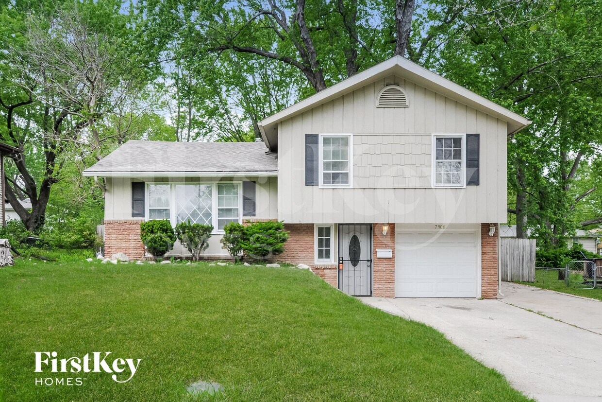 Foto principal - 7908 E 92nd St