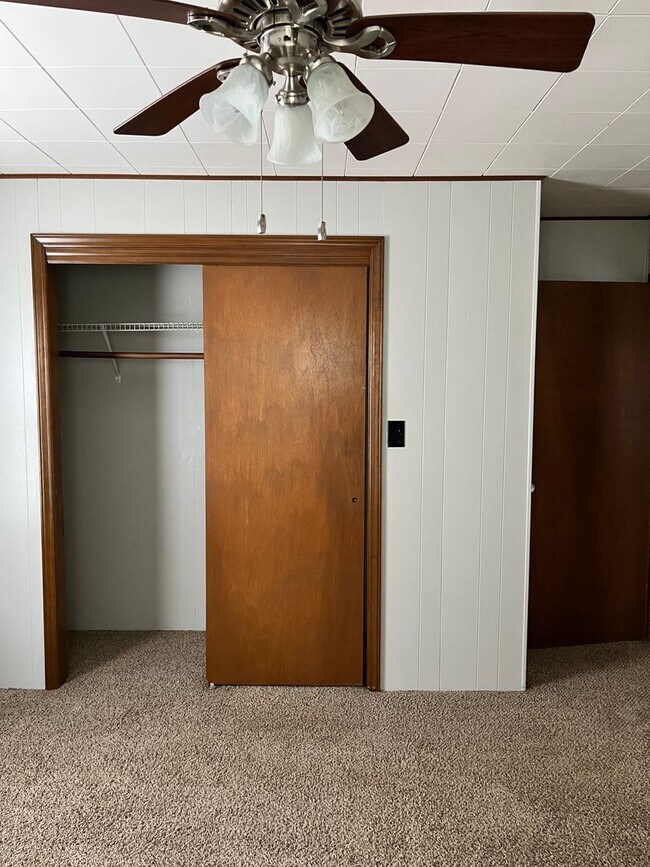 Building Photo - NICE CLEAN COUNTRY HOME, 3 BDRM 1.5 BA
