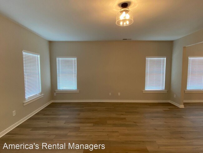 Building Photo - 3 br, 2 bath House - 1565 Brookhaven Drive