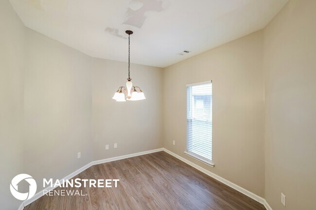 Foto del edificio - 12879 Woodland Park Cir