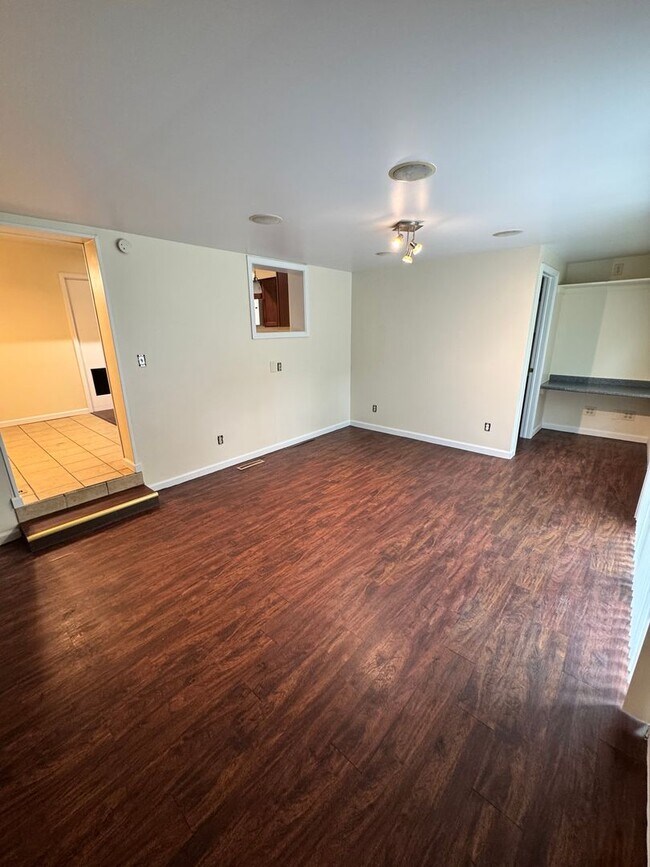 Foto del edificio - 4409 Sunnybrook Dr
