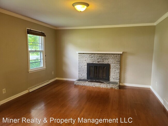 Foto del edificio - 5 br, 2 bath House - 6374 Pillmore Dr