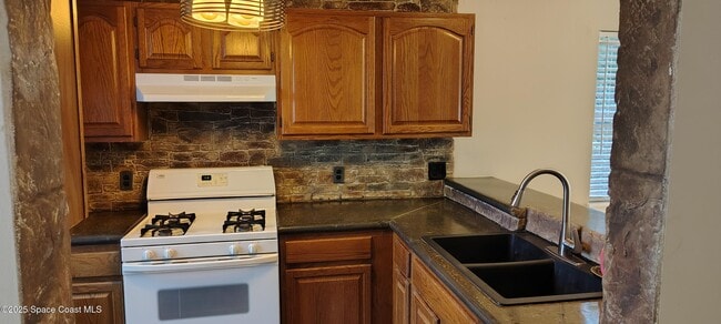 Foto del edificio - 2326 Talmadge Dr