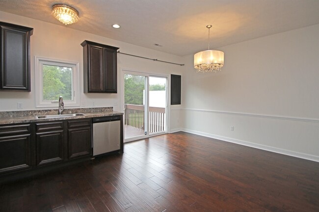 Foto del edificio - 186 Cedar Point Ln