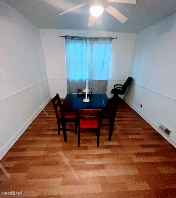 Building Photo - 3 br, 1 bath Townhome - 3739 Boarman Ave
