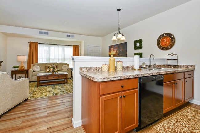 Building Photo - The Landings at Kingsbury