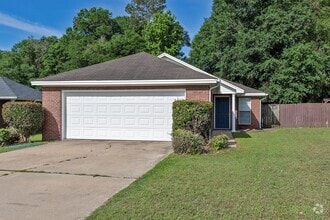 Building Photo - 824 Cottage Ln