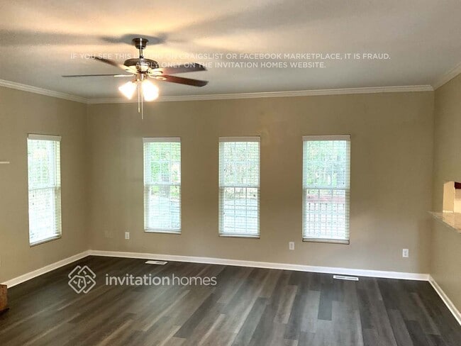 Building Photo - 5701 Clarks Fork Dr