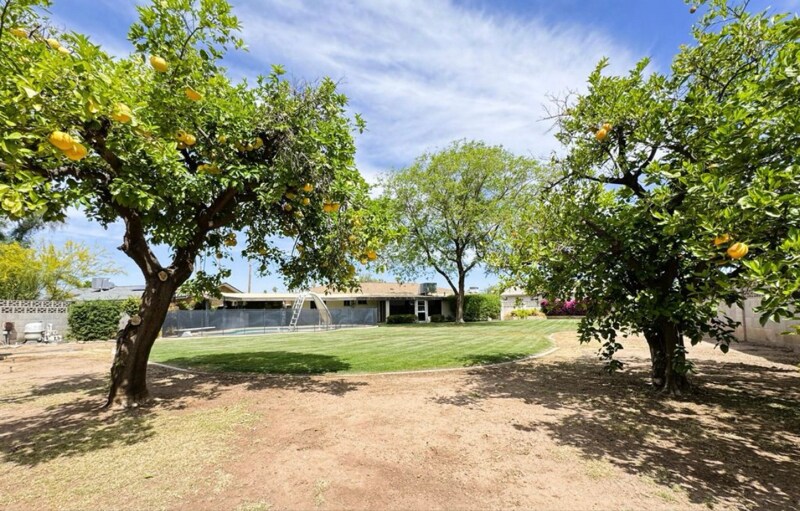 Foto del edificio - 2749 S Rita Ln