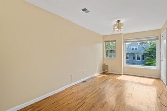 Building Photo - 46 Armstrong Ave