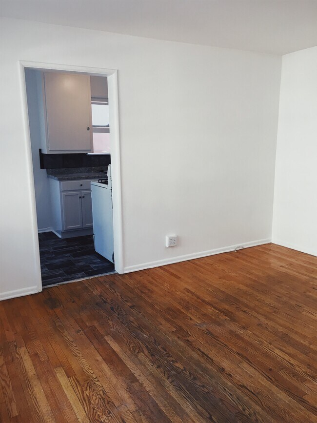 Building Photo - 6134 Carlos Ave