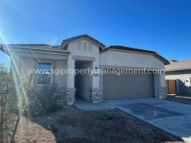 Building Photo - 2023 brand new DR Horton home in Casa Grande