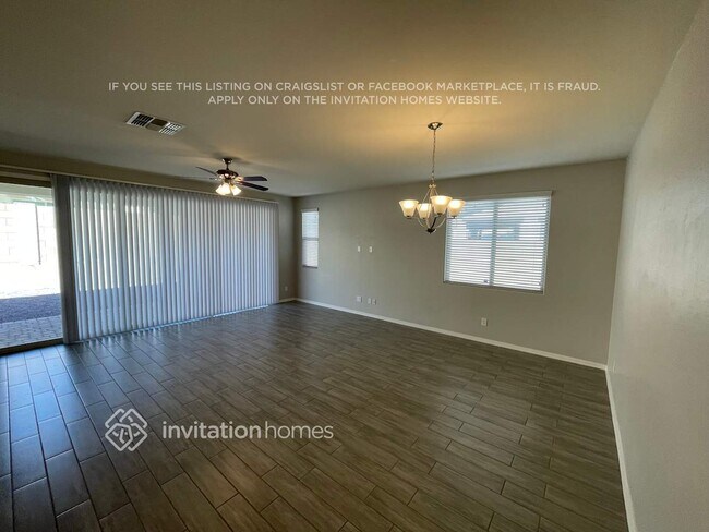 Foto del edificio - 21040 W Coronado Rd