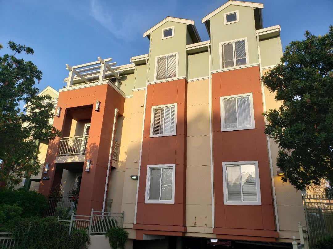2330 University Ave Unit 200, East Palo Alto, CA 94303 Condo for Rent