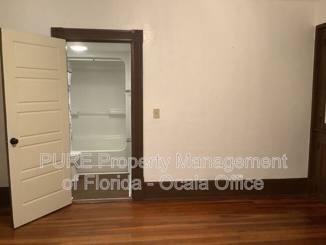 Foto del edificio - 615 SE 8th St