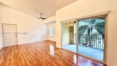 Building Photo - 4220 San Marino Blvd