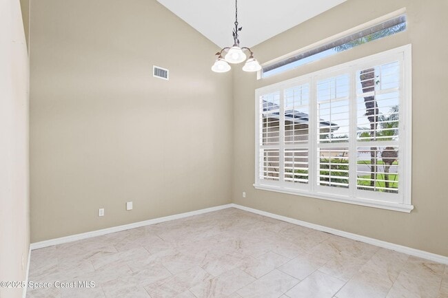 Building Photo - 475 Buttonwood Dr