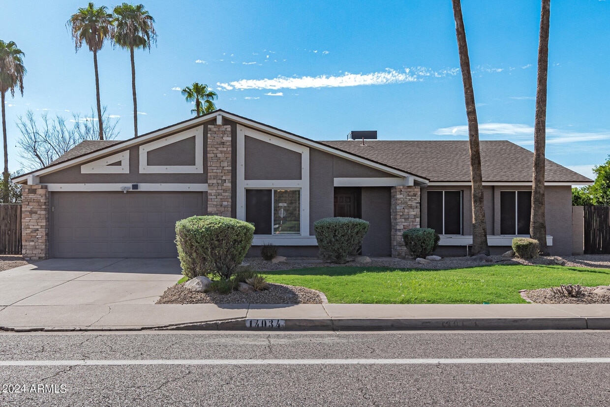 Primary Photo - 14034 N 60th St