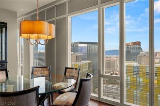 Building Photo - 3750 S Las Vegas Blvd