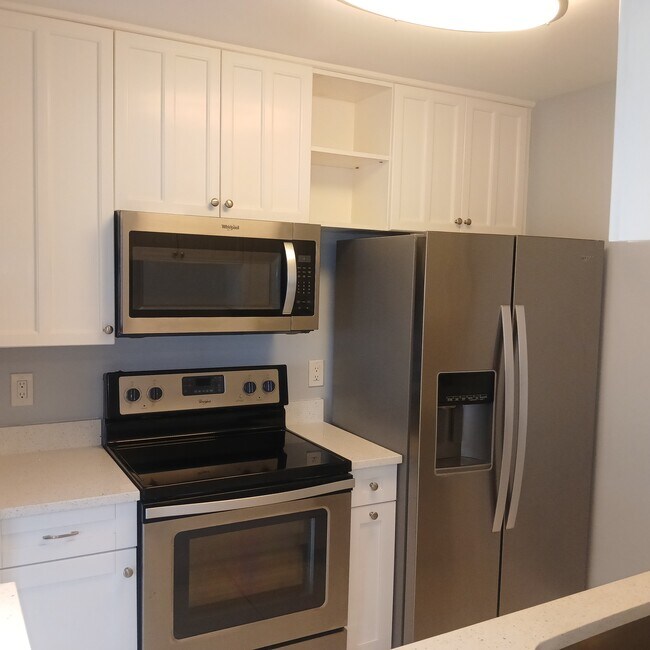 Foto del edificio - 350 79th Ave N