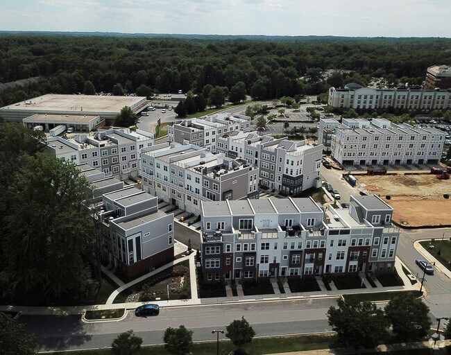Admirals Square Condominium Homes Apartments Annapolis, MD
