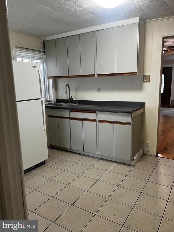 Foto del edificio - 4127 Rhawn St