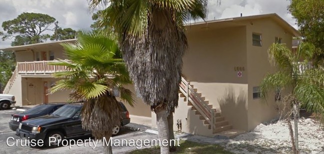 Building Photo - 1500 SW 5th Pl