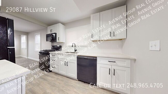 Building Photo - 29087 Hillview St