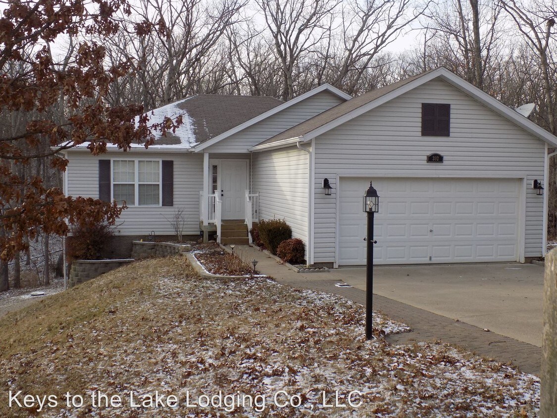 Primary Photo - 392 Evergreen Dr