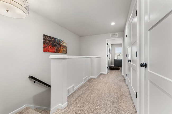 Building Photo - 2467 Wildcat Dr