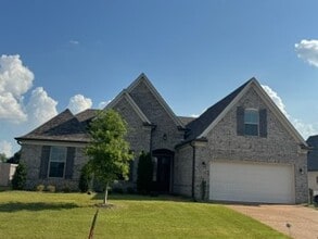 Building Photo - 65 Chesnut Spring Cove