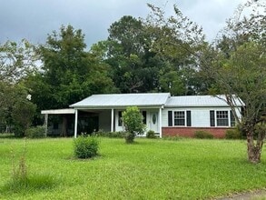 Building Photo - 2655 Farnell Dr