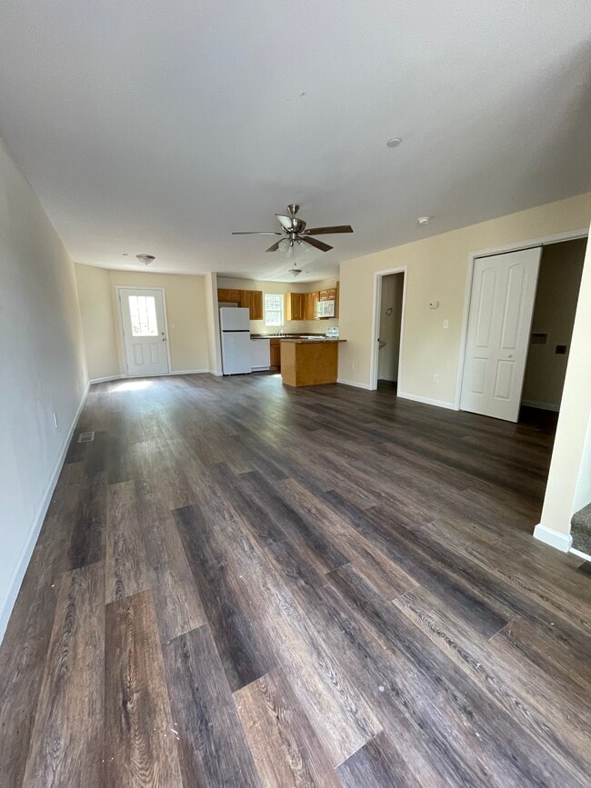 Building Photo - 2818 Brooks Landing Way