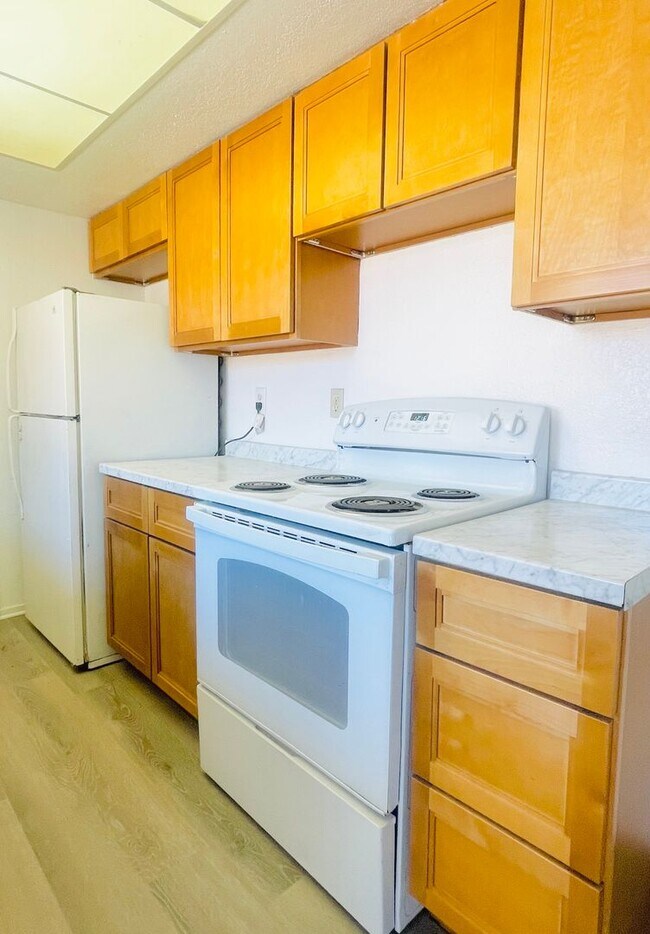 Building Photo - 1414-1416 Madison Ct