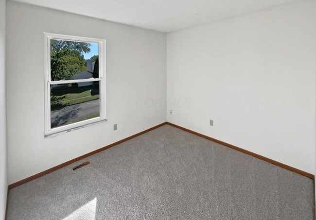 Foto del edificio - 6800 Barker Dr