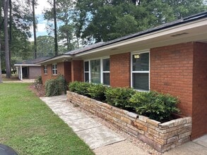 Building Photo - 3819 Marie Cook Dr
