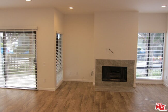 Foto del edificio - 2909 Arizona Ave