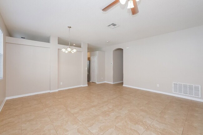 Foto del edificio - 2520 Deer Forest Dr