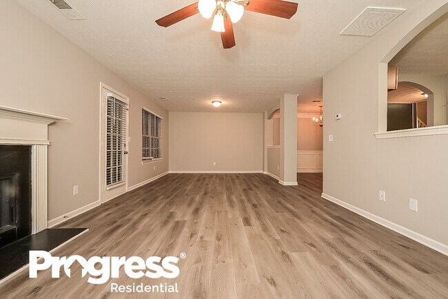 Building Photo - 11152 James Madison Dr