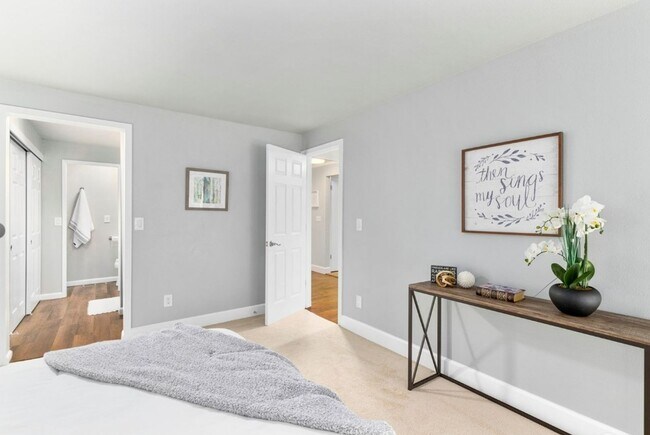 Foto del edificio - 9908 NE 124th St