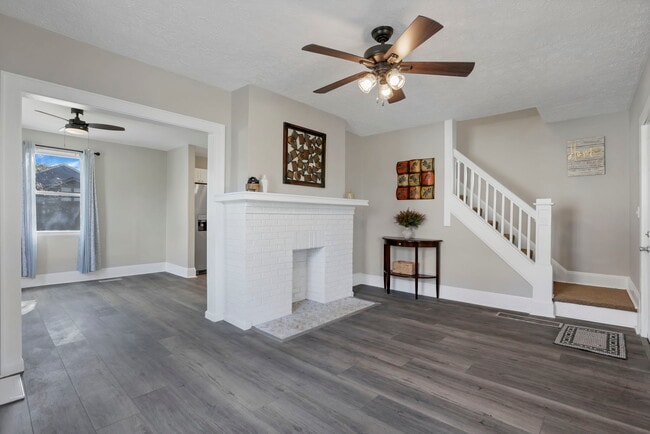 Foto del edificio - 533 E Jenkins Ave