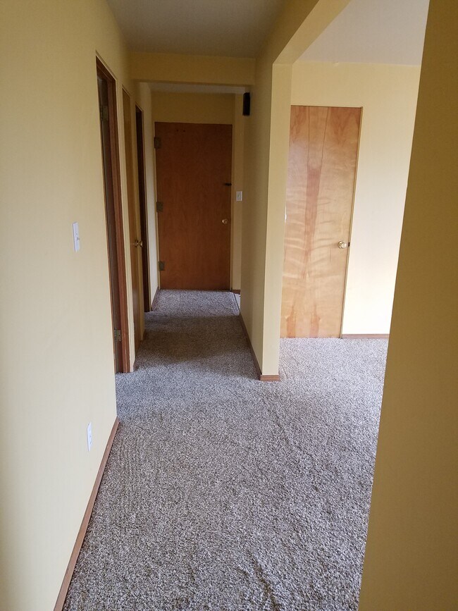 hallway - 4191 Gilman Ave W