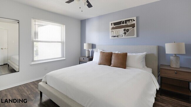 Foto del edificio - 1225 E Pleasant Run Rd