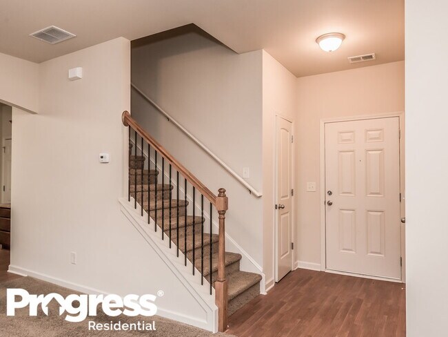 Building Photo - 98 High Point Way